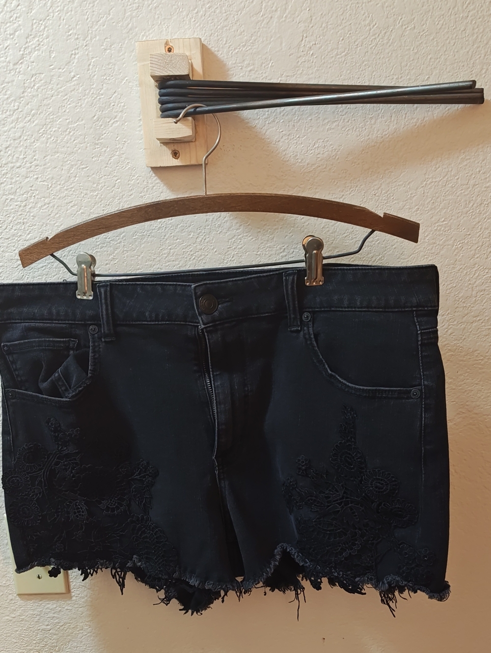 American Eagle Outfitters Black Denim High Rise Shortie
